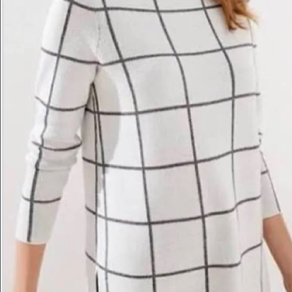 White and black grid LOFT sweater. Size Small. Warm and comfortable.